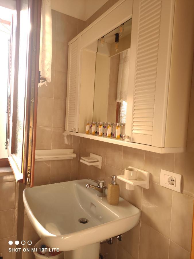 Dal Mariano Apartamento Brenzone sul Garda Exterior foto